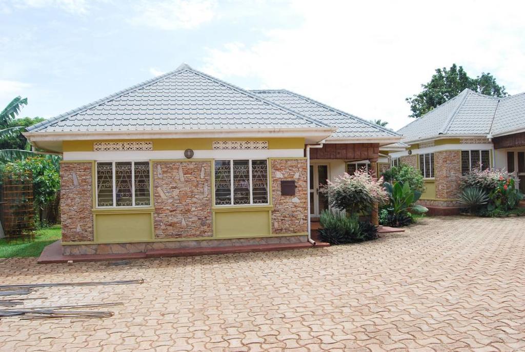 Prestige Resort Cottages Entebbe Exterior foto